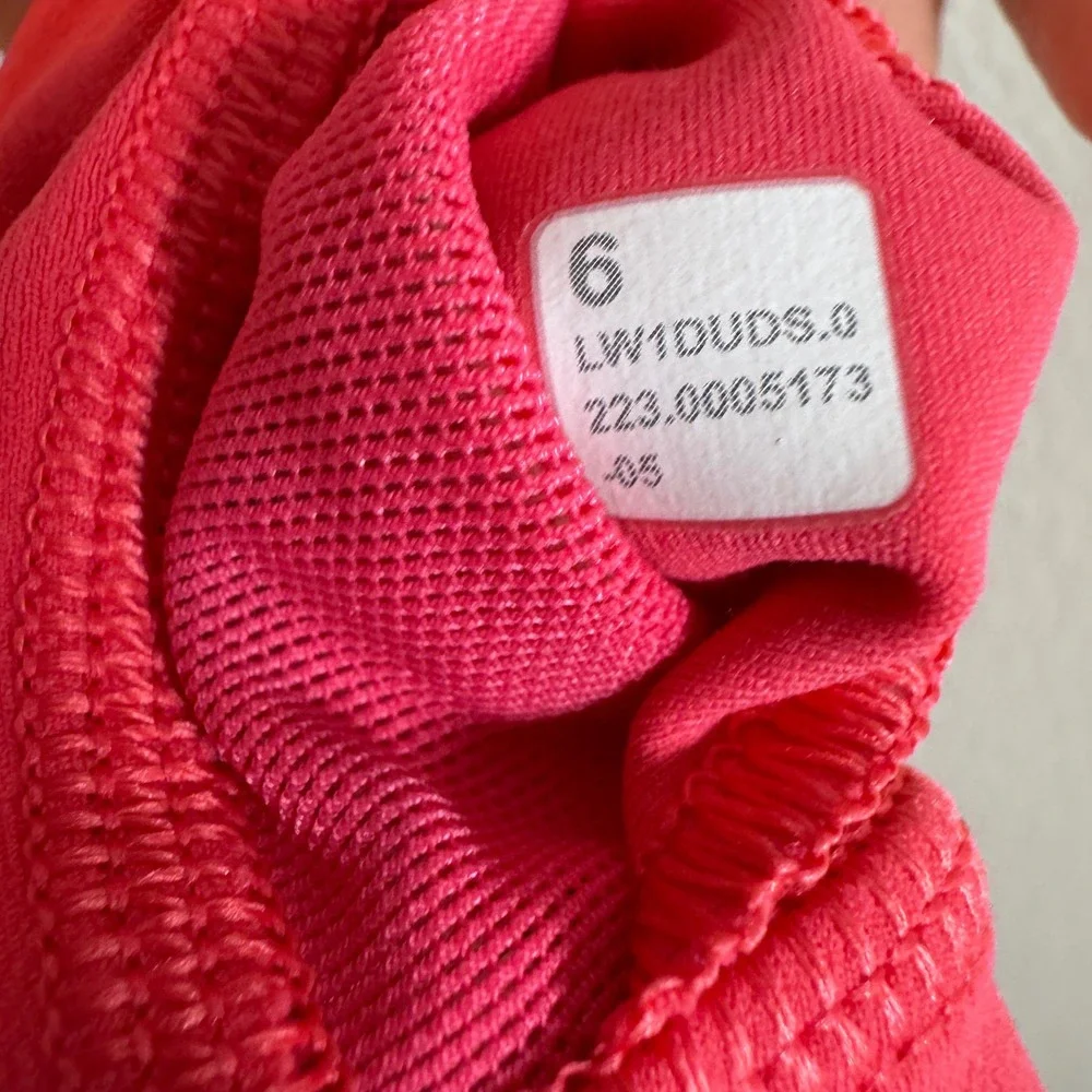 Lululemon Align Tank Top Barbiecore Pink Nulu Yoga Crop Bra Women's Size 6
